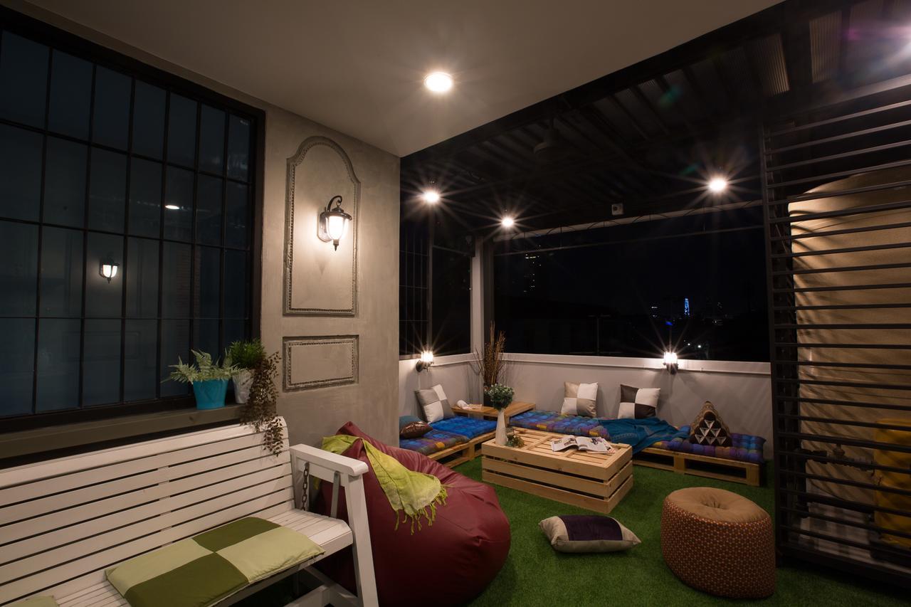 Pamahouse Boutique Hostel Bangkok Exterior photo