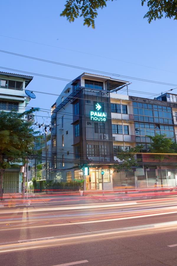 Pamahouse Boutique Hostel Bangkok Exterior photo