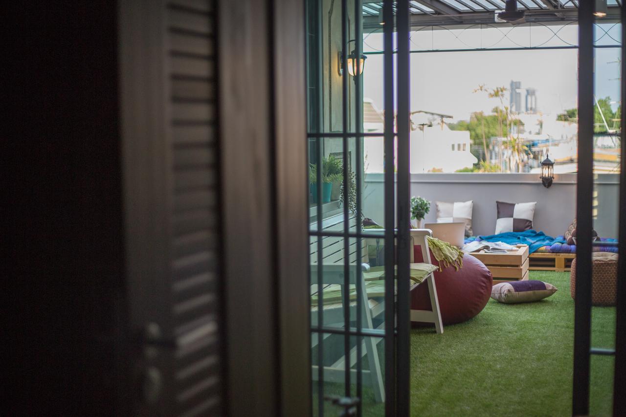 Pamahouse Boutique Hostel Bangkok Exterior photo